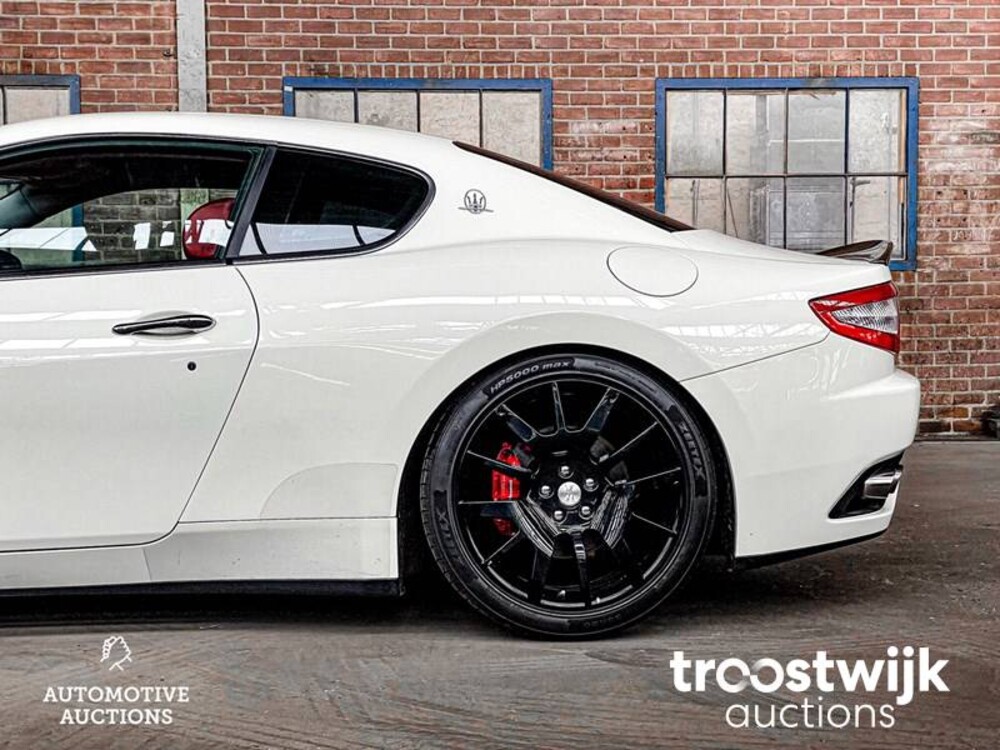 Maserati GranTurismo 4.2 V8 405pk 2008
