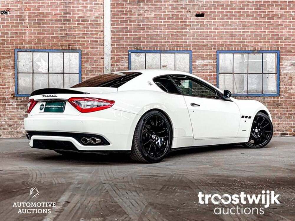 Maserati GranTurismo 4.2 V8 405pk 2008