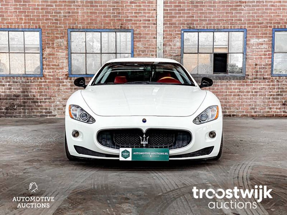 Maserati GranTurismo 4.2 V8 405pk 2008