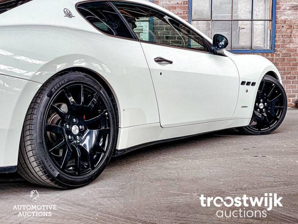 Maserati GranTurismo 4.2 V8 405pk 2008