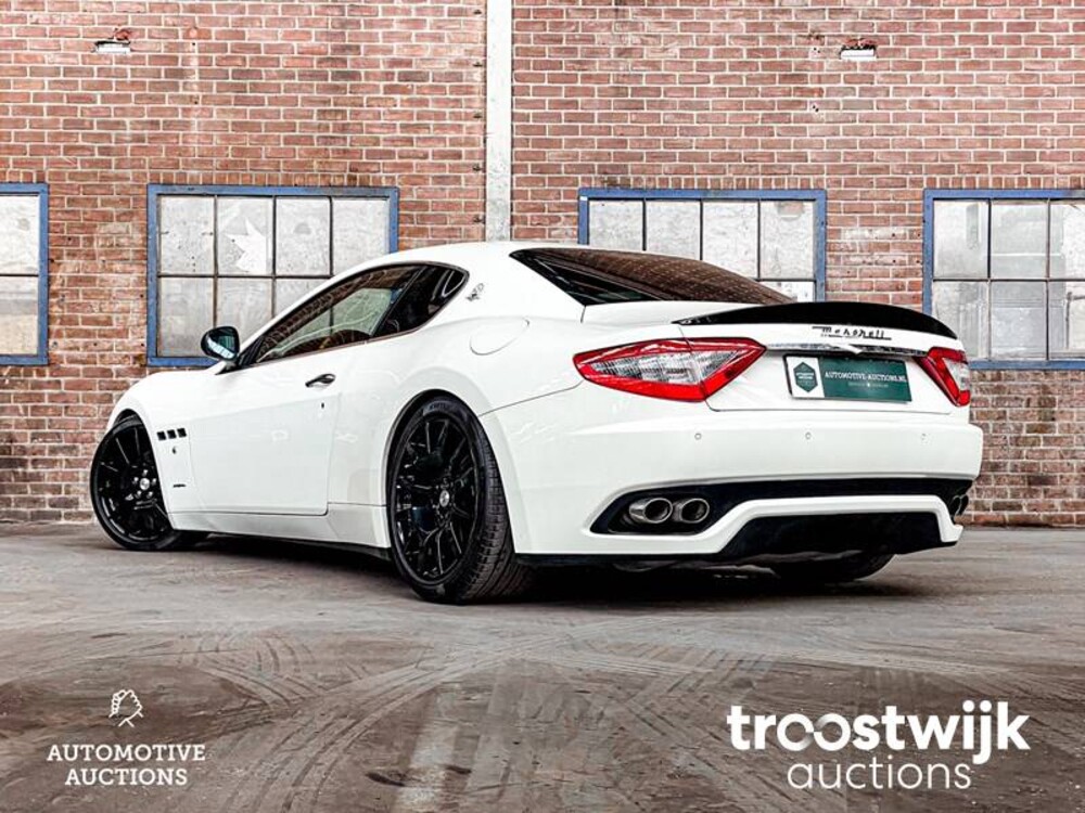 Maserati GranTurismo 4.2 V8 405pk 2008