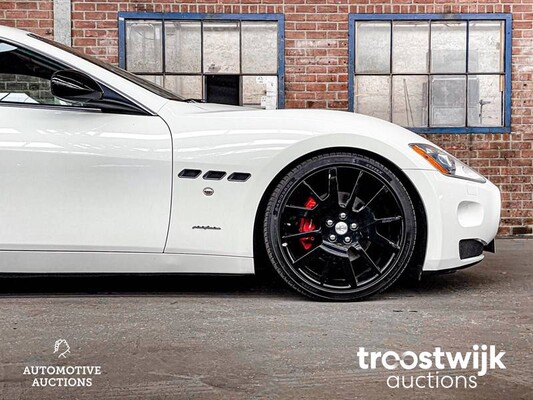 Maserati GranTurismo 4.2 V8 405hp 2008