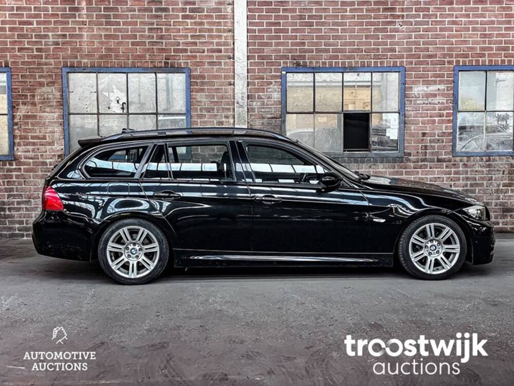 BMW 320i Touring M-Sport E91 2.0  170pk 2008 3-serie, 8-ZPV-50