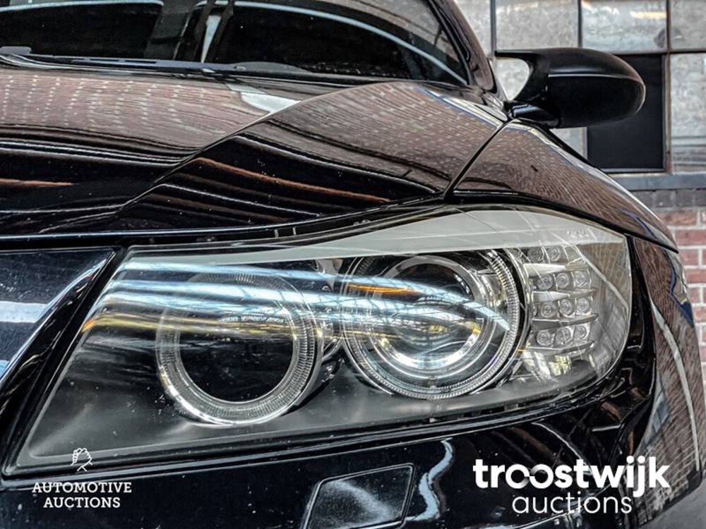BMW 320i Touring M-Sport E91 2.0  170pk 2008 3-serie, 8-ZPV-50