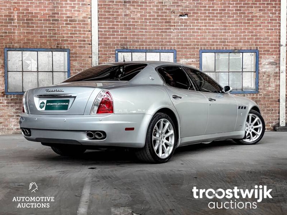 Maserati Quattroporte 4.2 V8 400pk 2005