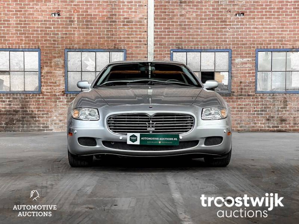 Maserati Quattroporte 4.2 V8 400pk 2005