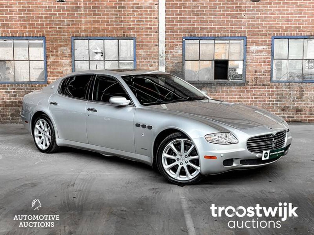 Maserati Quattroporte 4.2 V8 400pk 2005