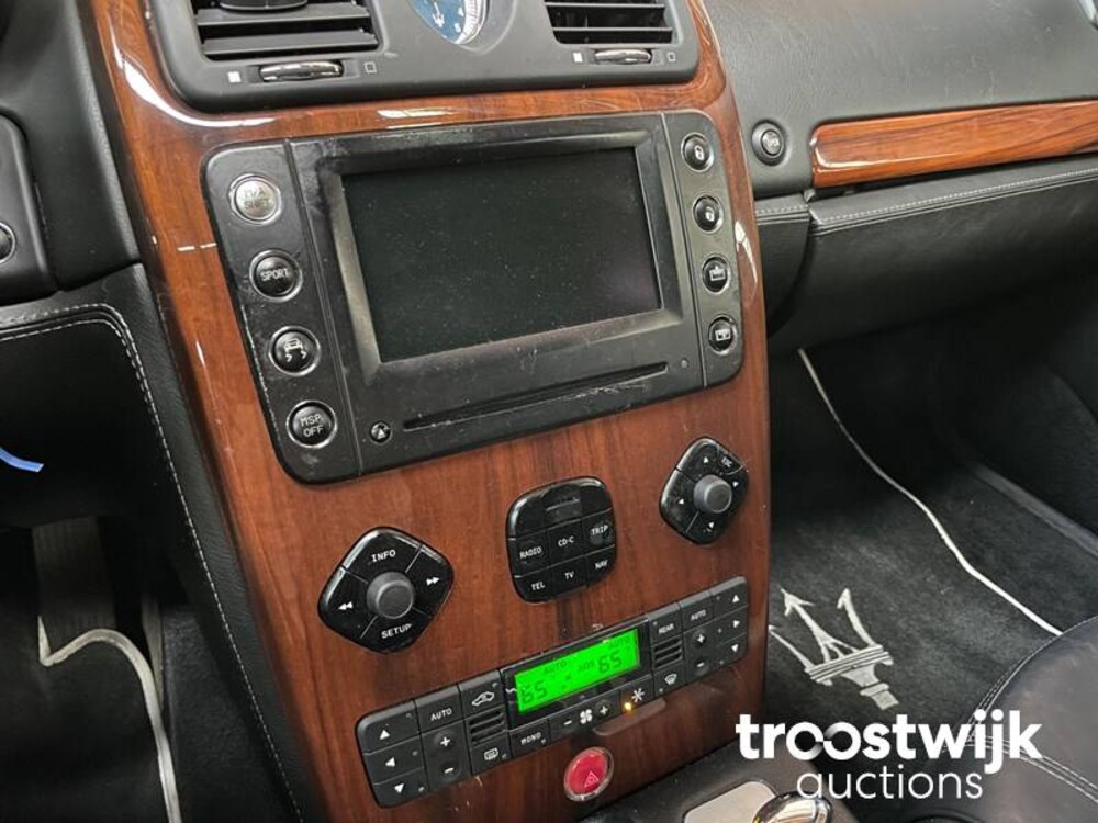 Maserati Quattroporte 4.2 V8 400pk 2005