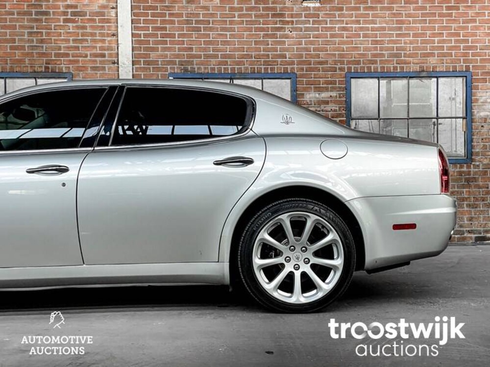 Maserati Quattroporte 4.2 V8 400pk 2005