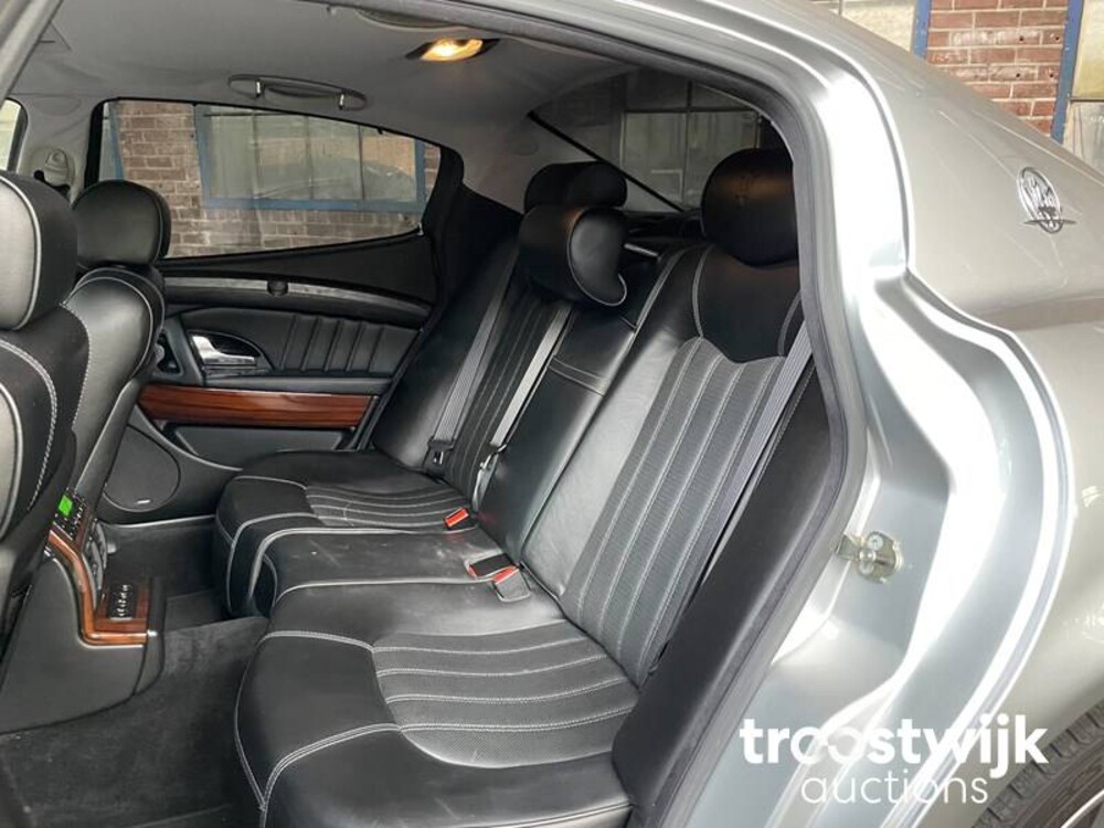 Maserati Quattroporte 4.2 V8 400pk 2005