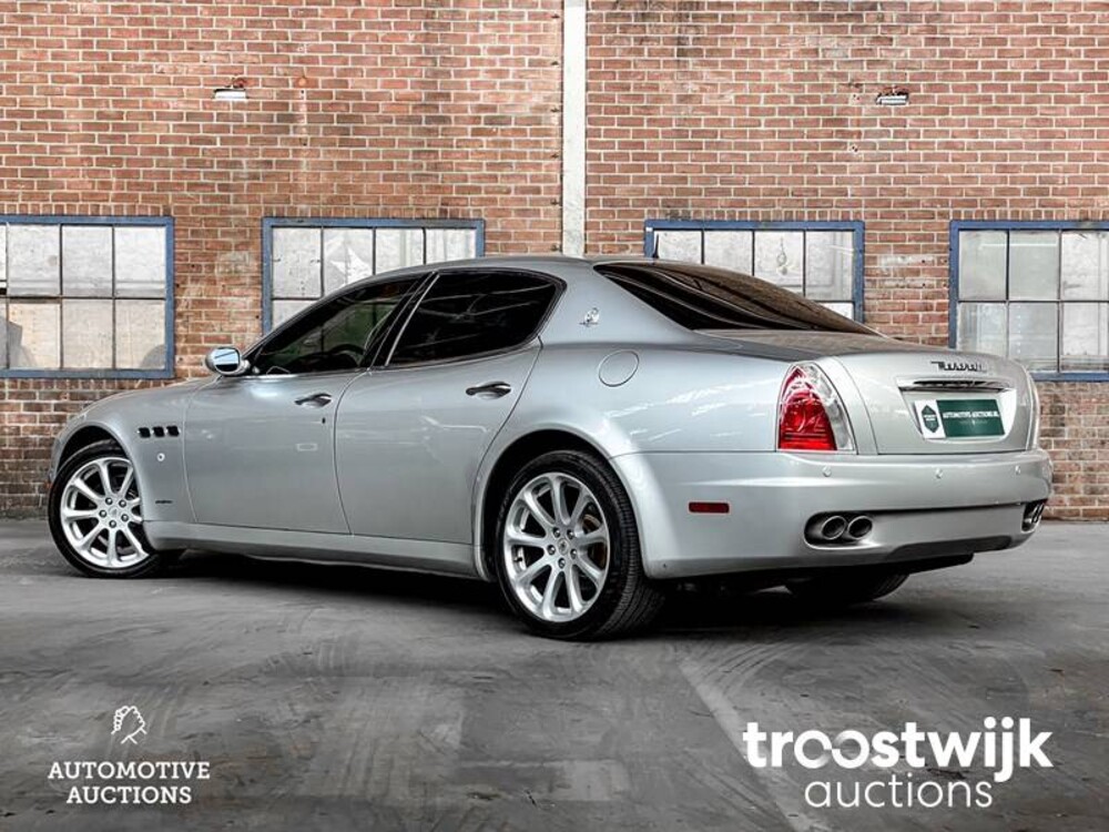 Maserati Quattroporte 4.2 V8 400pk 2005