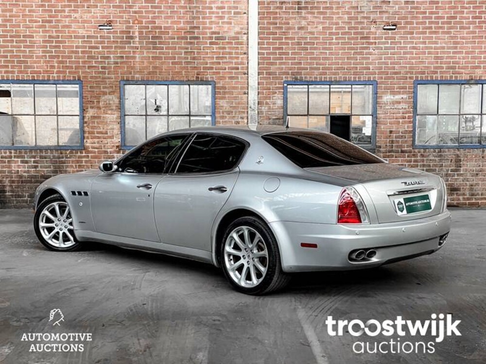 Maserati Quattroporte 4.2 V8 400pk 2005