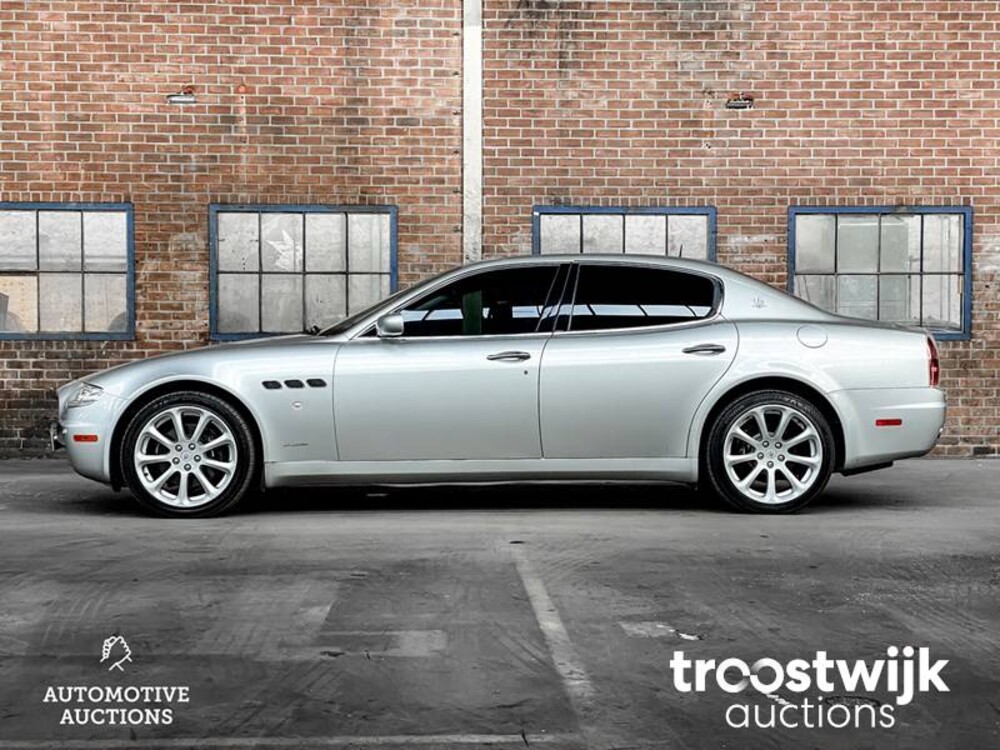Maserati Quattroporte 4.2 V8 400pk 2005