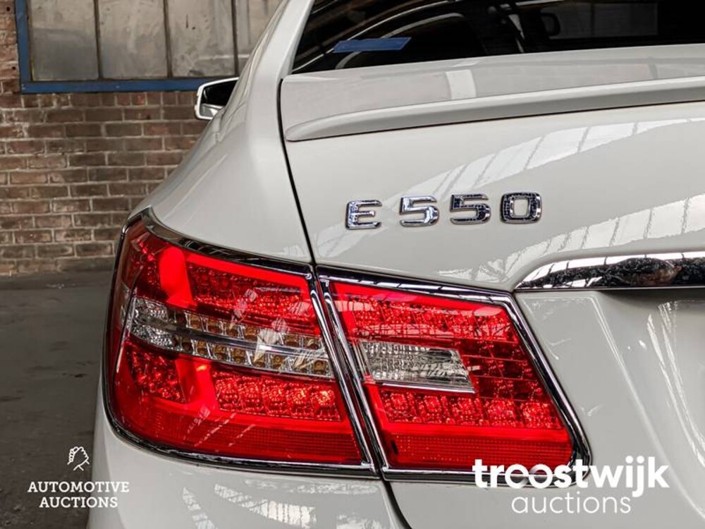 Mercedes-Benz E500 AMG 7G-TRONIC PLUS Coupé  388 PS 2010