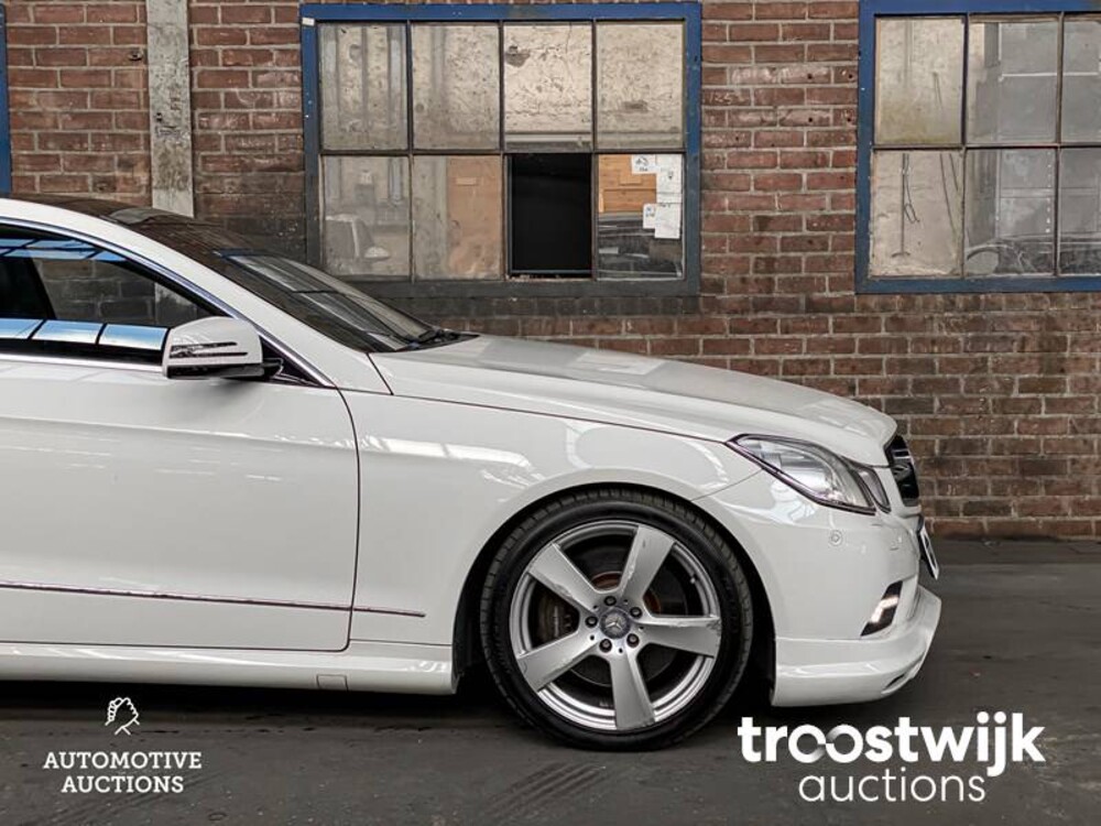 Mercedes-Benz E500 AMG 7G-TRONIC PLUS Coupé  388 PS 2010