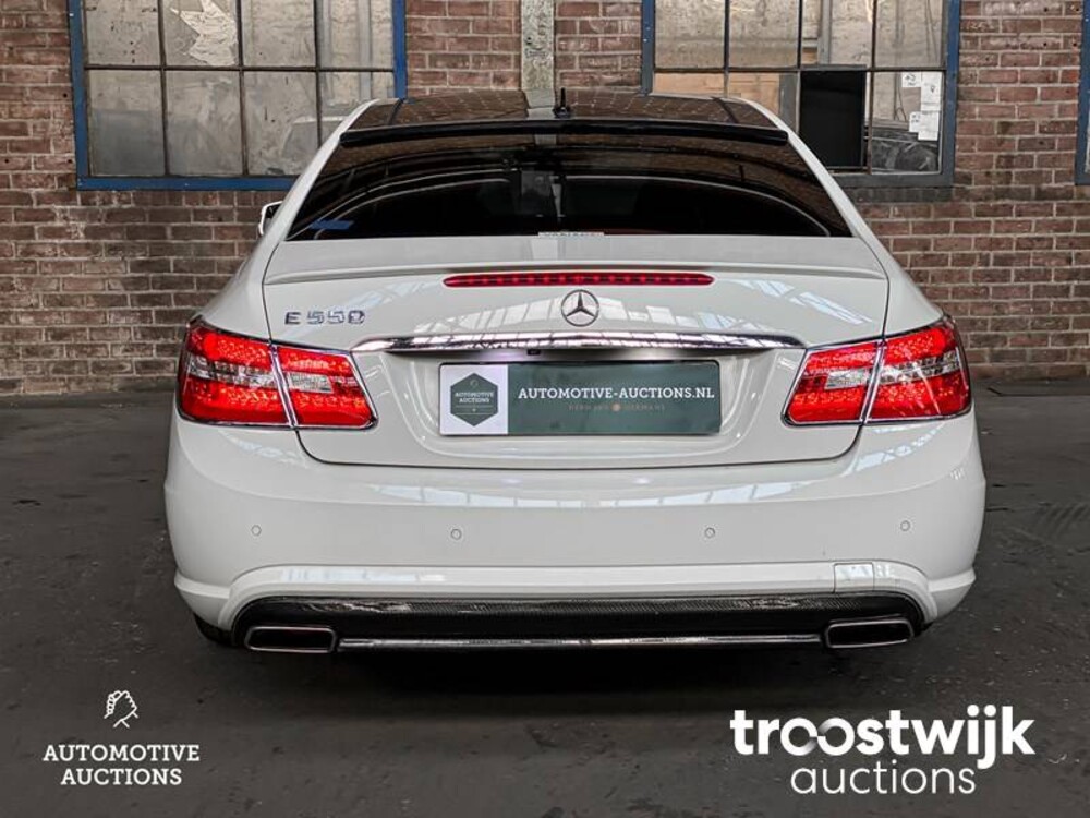 Mercedes-Benz E500 AMG 7G-TRONIC PLUS Coupé  388 PS 2010