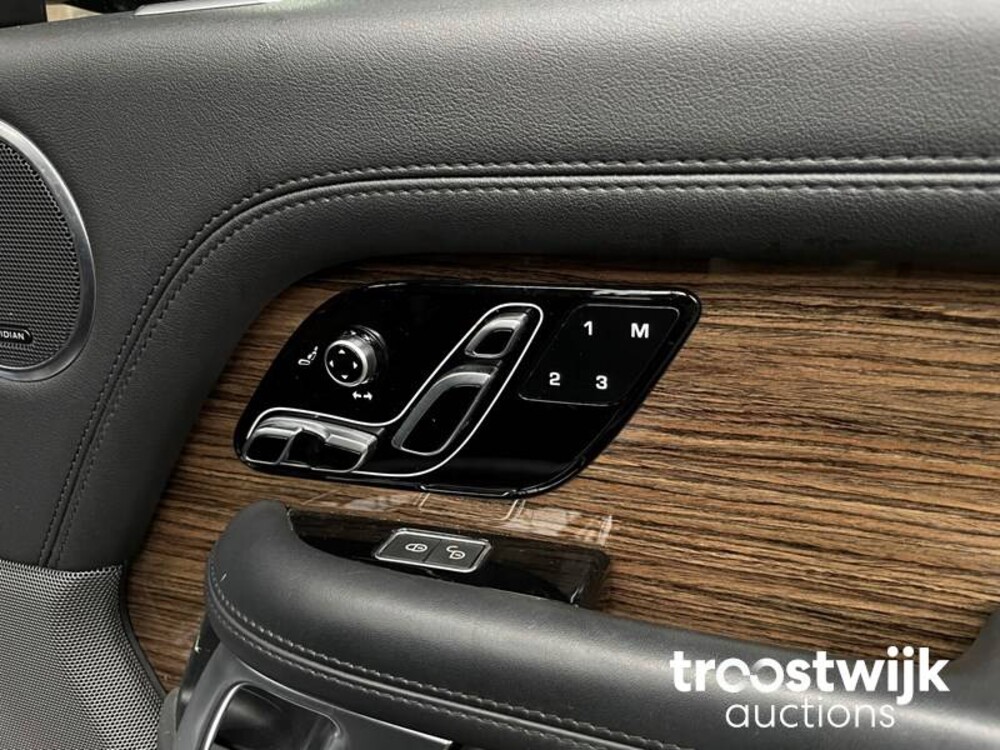 Land Rover Range Rover P400e LWB Vogue 404hp Facelift Plug-in Hybrid 2019 ORG-NL, XJ-426-S
