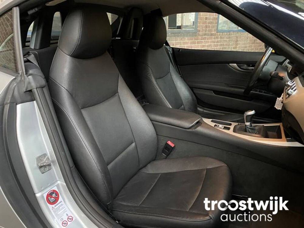 BMW Z4 Roadster sDrive23i E89 204 PS 2010, H-573-FP