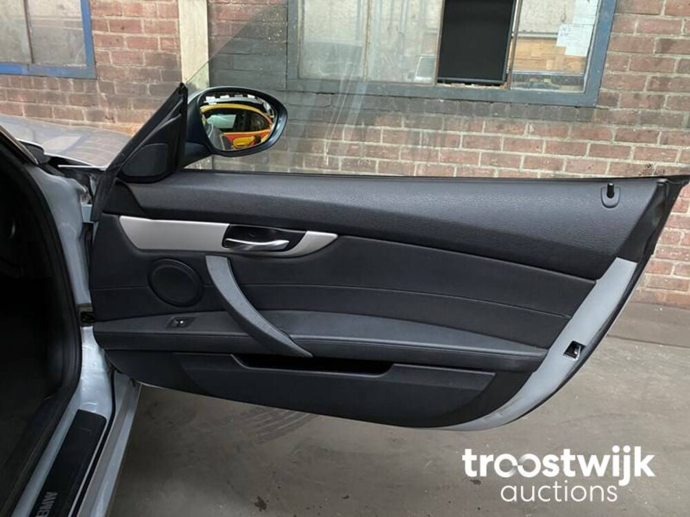 BMW Z4 Roadster sDrive23i E89 204 PS 2010, H-573-FP