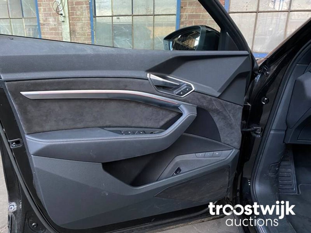 Audi e-tron 55 Quattro Advanced 95kWh 360PS 2019 -Orig. NL-, G-578-HT