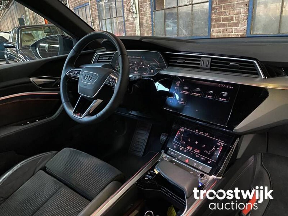 Audi e-tron 55 Quattro Advanced 95kWh 360PS 2019 -Orig. NL-, G-578-HT