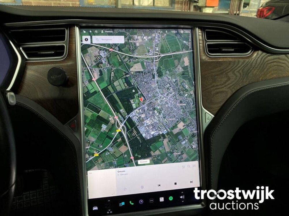 Tesla Model S 100D  417hp 2018, H-427-KG -Manufacturer's warranty-