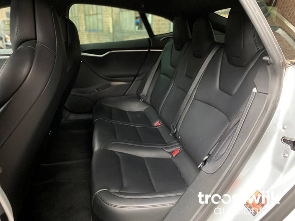 Tesla Model S 100D  417hp 2018, H-427-KG -Manufacturer's warranty-