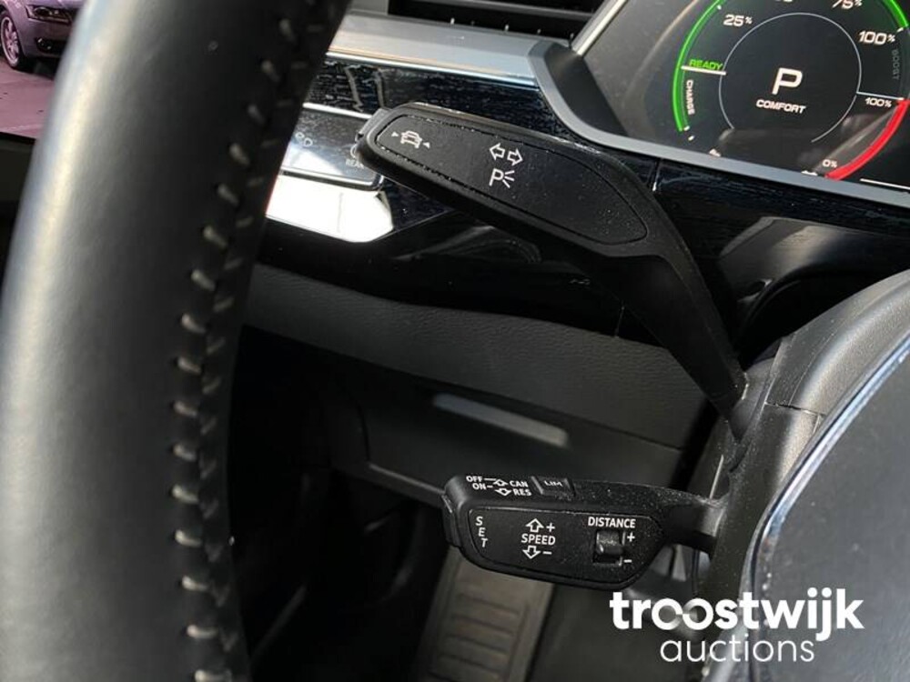 Audi e-tron 55 Quattro Edition-One advanced 95 kWh 360pk 2019 -Orig. NL-, G-489-BX