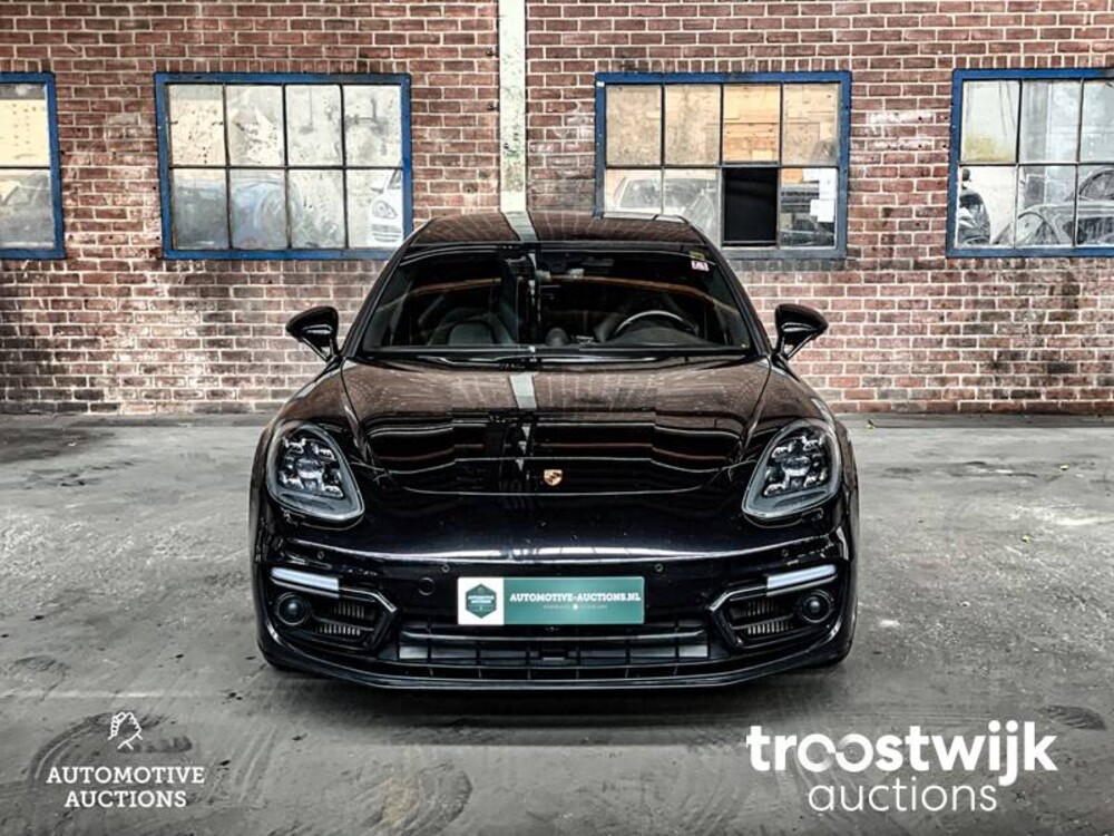 Porsche Panamera 4 E-Hybrid 2.9 V6 Plug-In Hybrid Bj-2018 462PS SPORT-DESIGN SPORT-CHRONO 2017