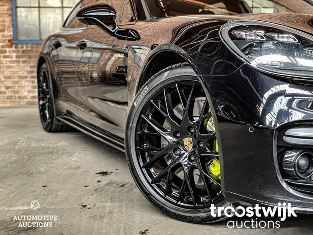 Porsche Panamera 4 E-Hybrid 2.9 V6 Plug-In Hybrid Bj-2018 462PS SPORT-DESIGN SPORT-CHRONO 2017