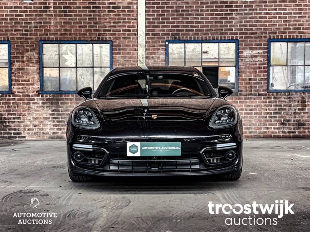 Porsche Panamera 4 E-Hybrid 2.9 V6 Plug-In Hybrid Bj-2018 462PS SPORT-DESIGN SPORT-CHRONO 2017