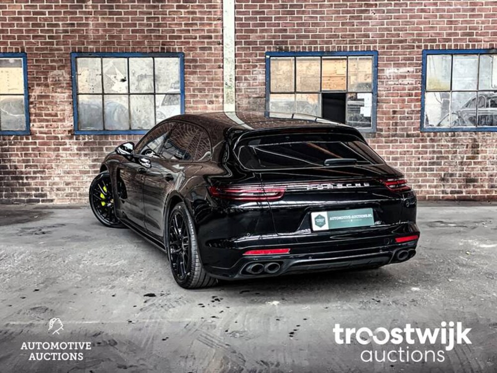 Porsche Panamera 4 E-Hybrid 2.9 V6 Plug-In Hybrid Bj-2018 462PS SPORT-DESIGN SPORT-CHRONO 2017