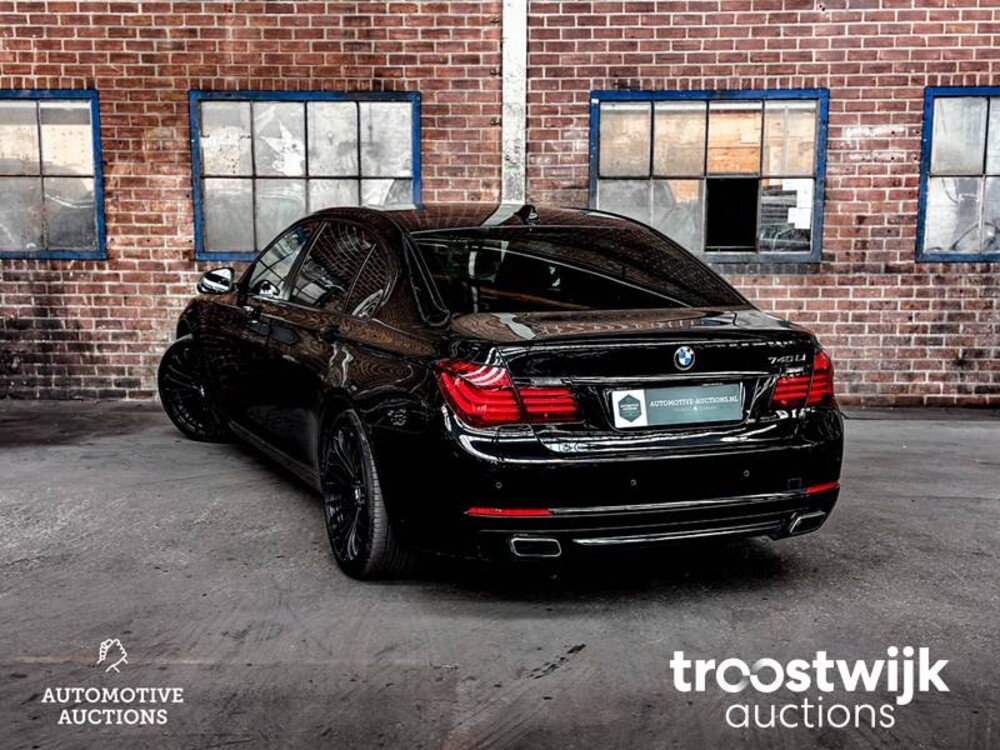 BMW 740Li Individual Edition F02 320PS 2014, T-396-GN