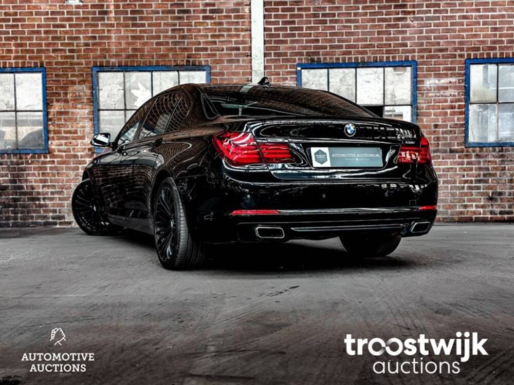 BMW 740Li Individual Edition F02 320PS 2014, T-396-GN