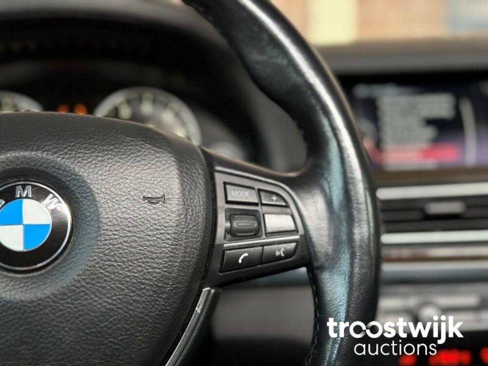 BMW 740Li Individual Edition F02 320PS 2014, T-396-GN