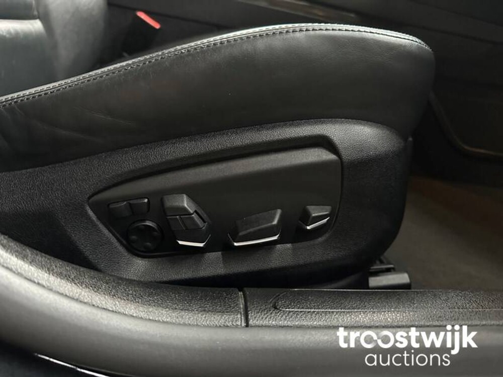 BMW 740Li Individual Edition F02 320PS 2014, T-396-GN