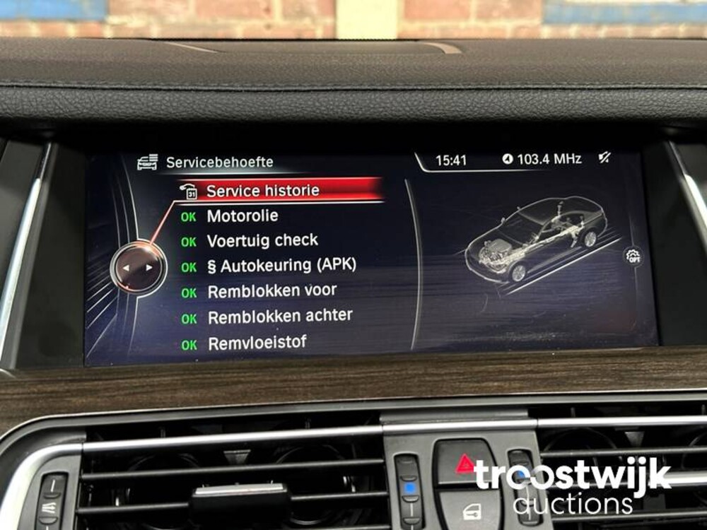 BMW 740Li Individual Edition F02 320PS 2014, T-396-GN