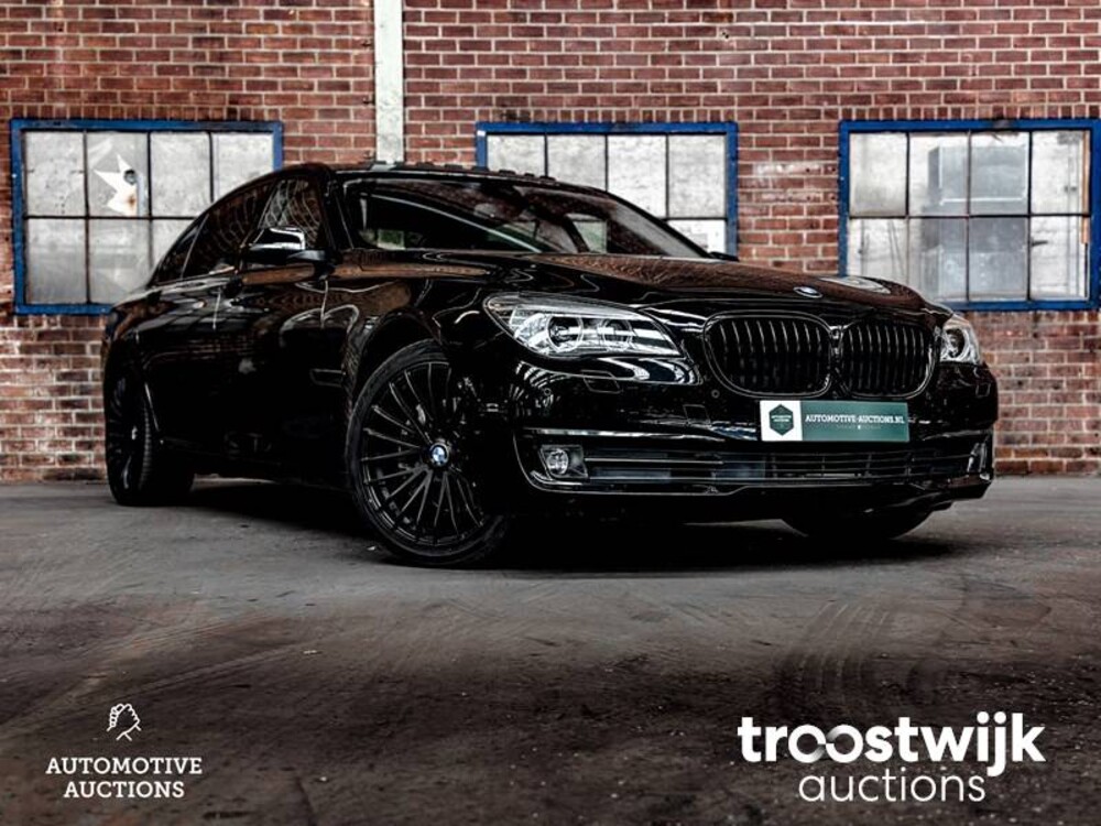 BMW 740Li Individual Edition F02 320PS 2014, T-396-GN