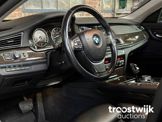 BMW 740Li Individual Edition F02 320hp 2014, T-396-GN