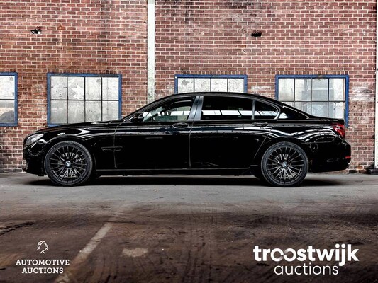 BMW 740Li Individual Edition F02 320hp 2014, T-396-GN