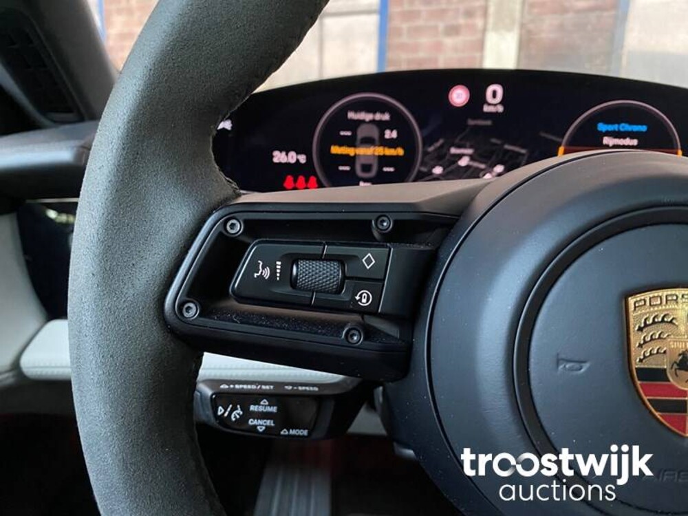 Porsche Taycan PERFORMANCE 84kWh Sport Chrono 381PS 2021 Herstellergarantie -Orig. NL-, L-982-RT