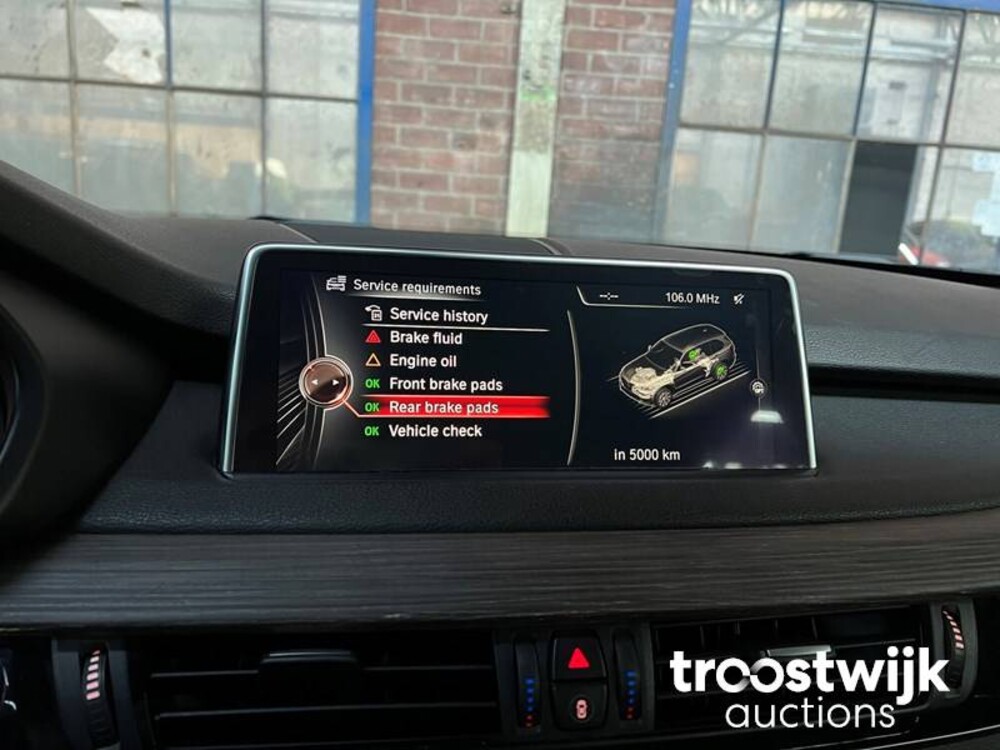 BMW X5 xDrive50i 7-Persoons 449hp 2014