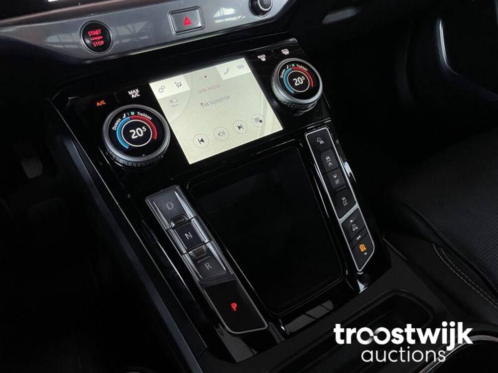 Jaguar I-PACE EV400 First Edition 90 kWh CARBON Black-Pack 400PS 2018 -Orig. NL-, XF-099-Z