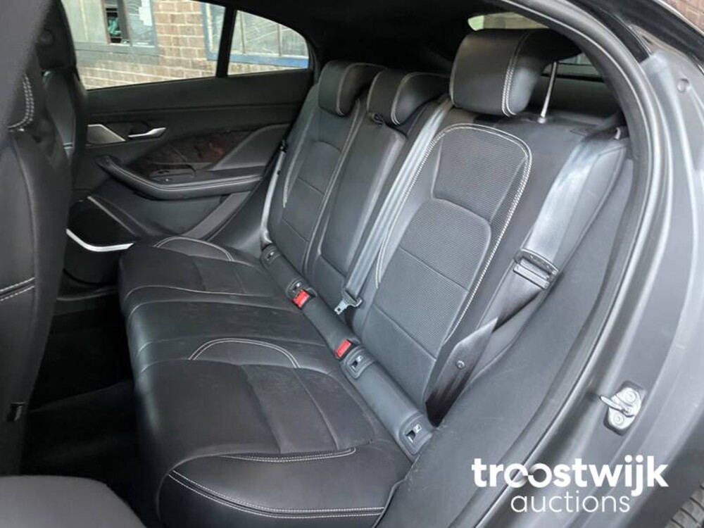 Jaguar I-PACE EV400 First Edition 90 kWh CARBON Black-Pack 400PS 2018 -Orig. NL-, XF-099-Z