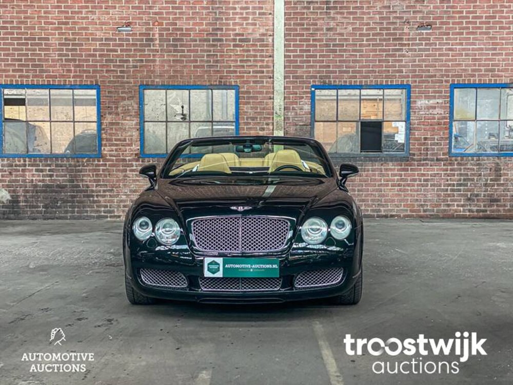 Bentley Continental GTC 6.0 W12 Cabriolet Facelift 560PS (British Racing Green) , 38-KFR-7
