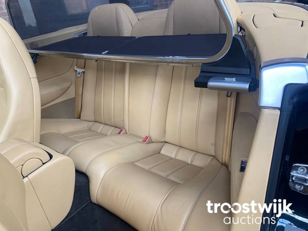 Bentley Continental GTC 6.0 W12 Cabriolet Facelift 560PS (British Racing Green) , 38-KFR-7