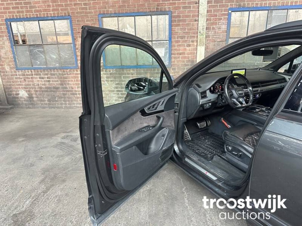 Audi  SQ7 4.0 TDI V8 Quattro 435 PS 2019