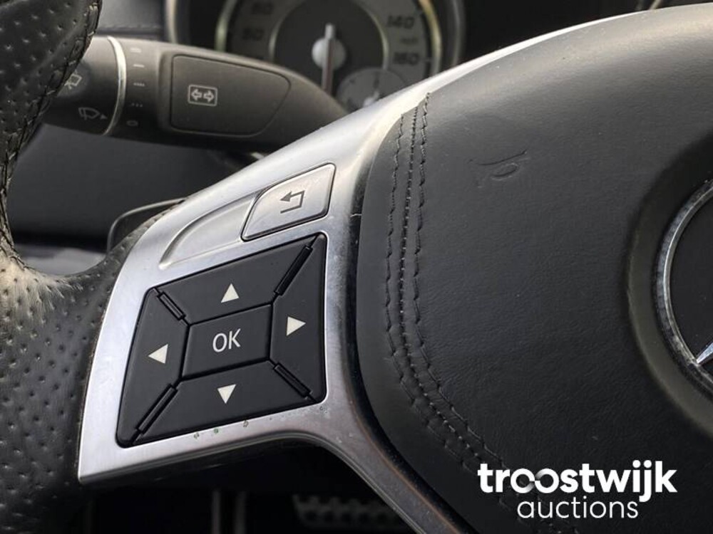 Mercedes-Benz SL500 AMG 449 PS 2015 SL-Klasse