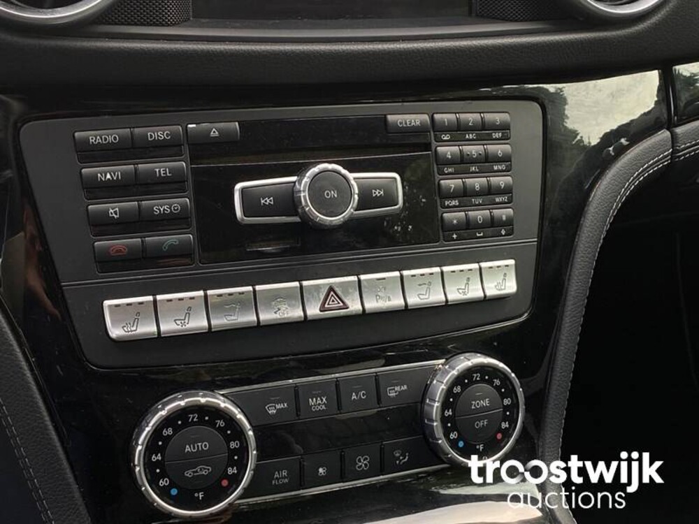 Mercedes-Benz SL500 AMG 449 PS 2015 SL-Klasse