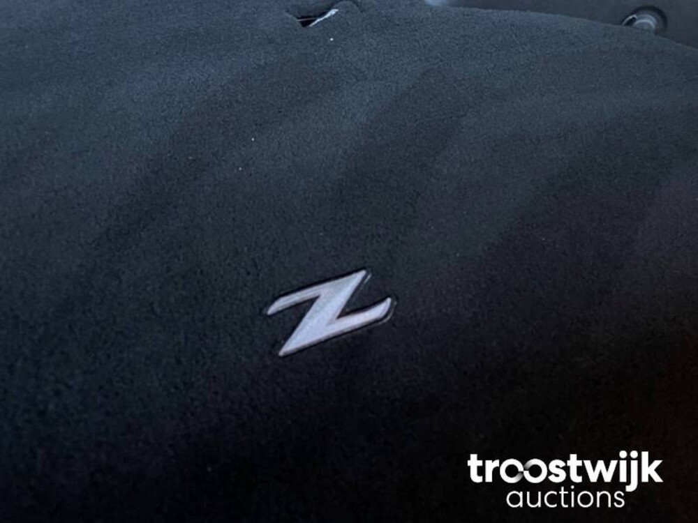 Nissan 370Z 3.7 V6 328hp 2017